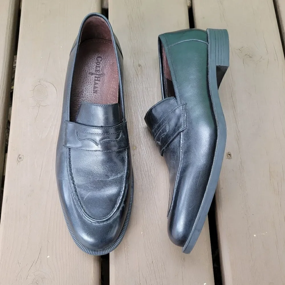 Cole Haan Black Leather Preppy Acadamia Business Casual Moc Toe Penny Loafers‎